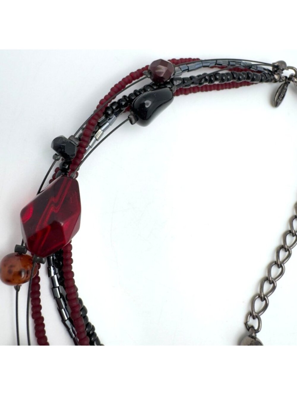 Chicos Gray Black Red Beaded Statement Necklace Pink Mica Acrylic Pendant Chain - Picture 5 of 11